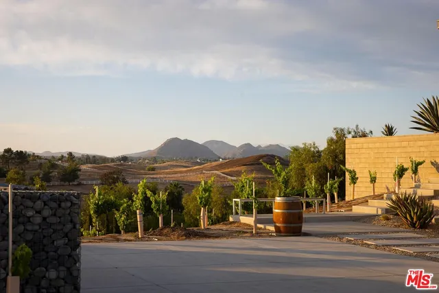 $2,875,000 | 36453 VÃa El Pais Bonita, Temecula, CA 92592