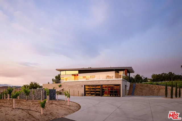 $2,875,000 | 36453 VÃa El Pais Bonita, Temecula, CA 92592