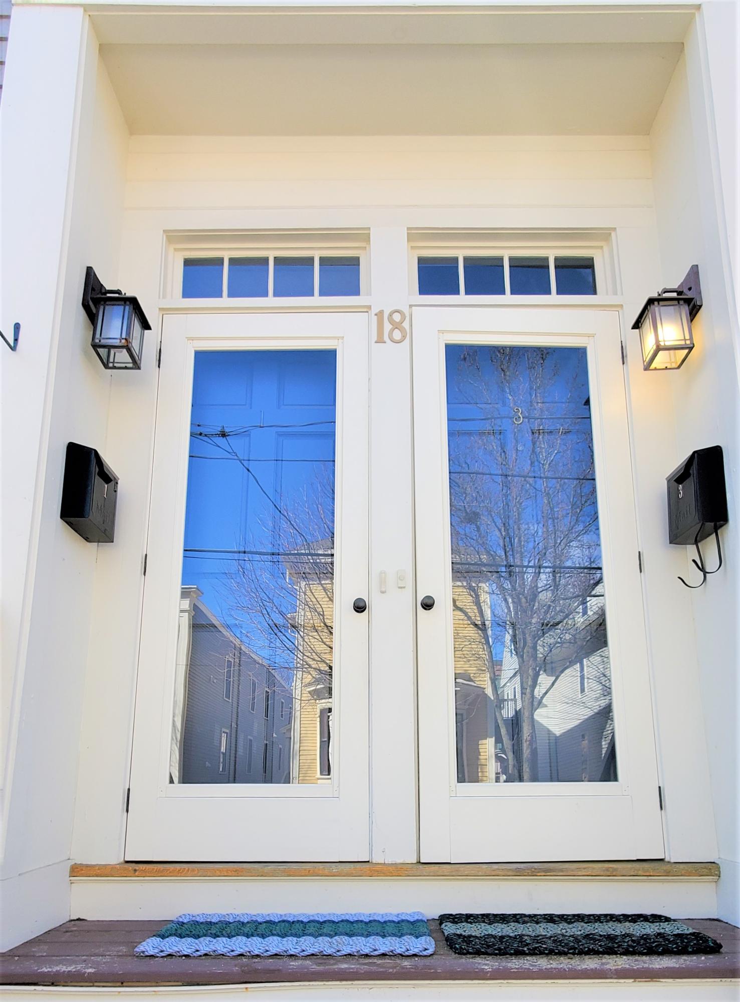18 Lewis Street, Unit 1 Portland, ME 04102 - Photo 13 of 23 13 Front door