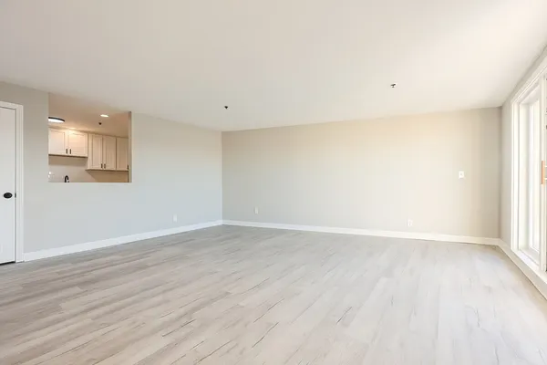 $295,000 | 348 Rantoul Street, Unit 202, Beverly, MA 01915
