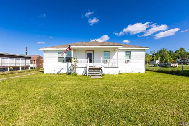 $115,000 | 3811 Grand Caillou Road, Houma, LA 70363