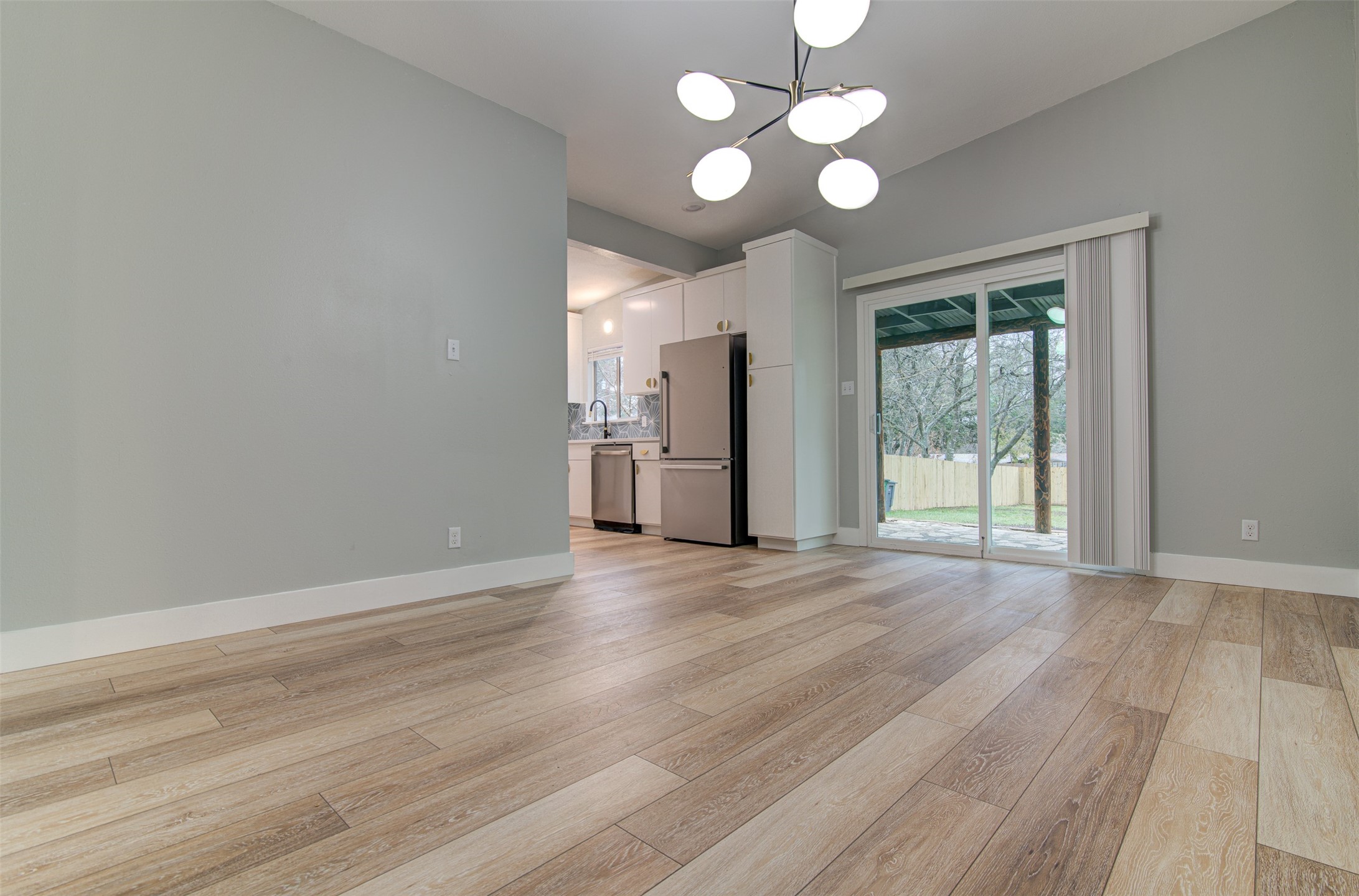 4707 Manchaca Road Austin, TX 78745 - Photo 6 of 23