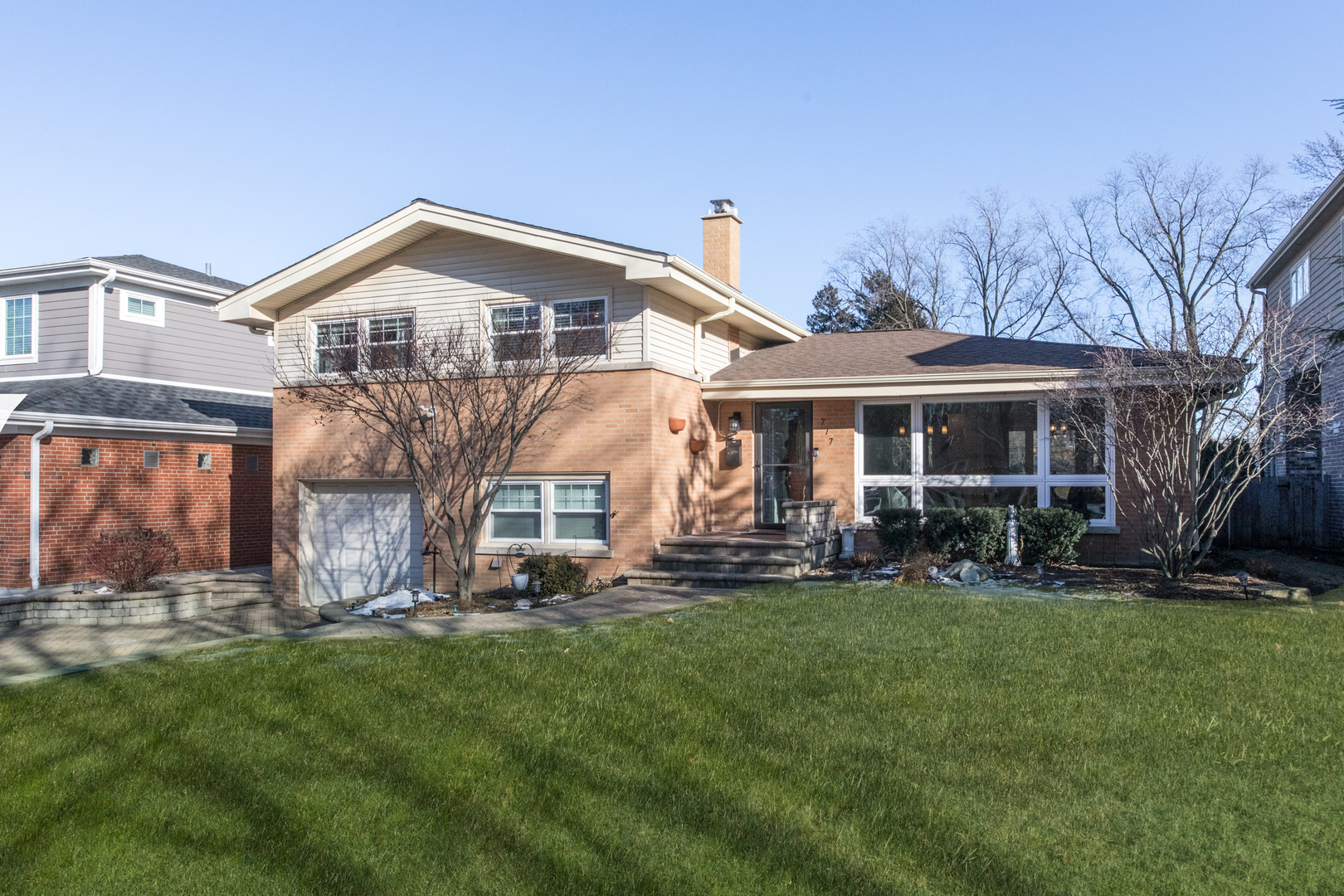 717 Babetta Avenue Park Ridge, IL 60068 - Photo 2 of 25