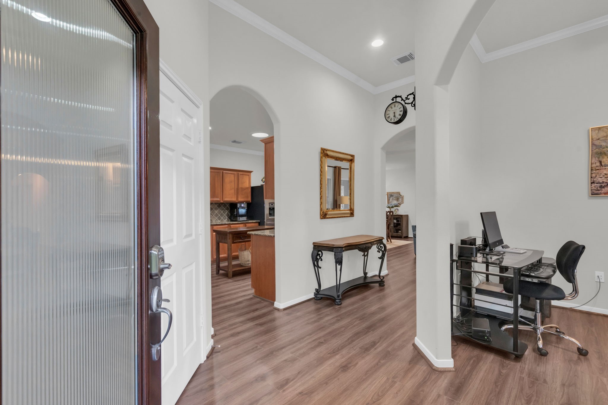 183 West Kentwick Place Conroe, TX 77384 - Photo 5 of 48