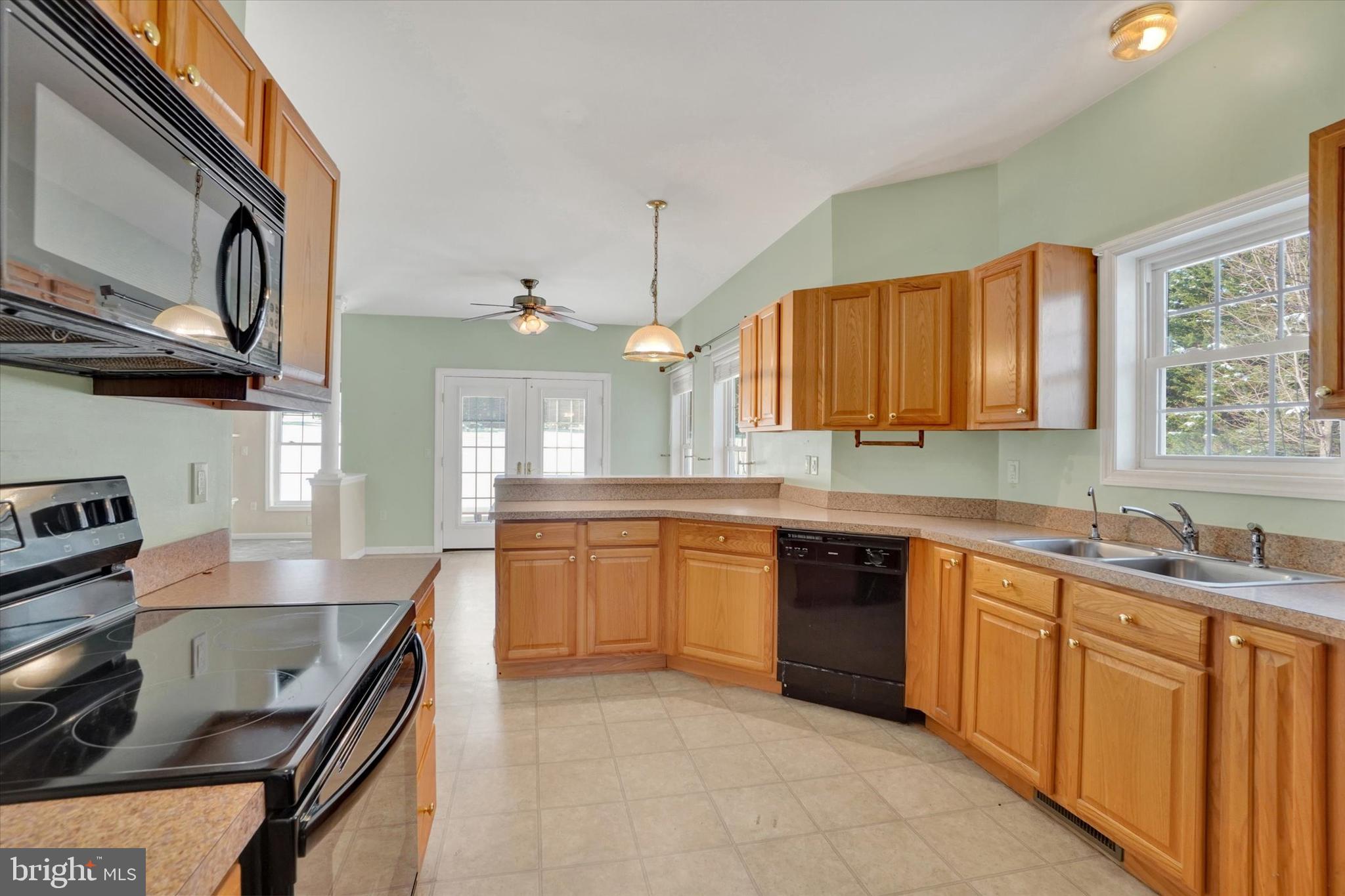 460 Channell Road New Park, PA 17352 - Photo 7 of 29