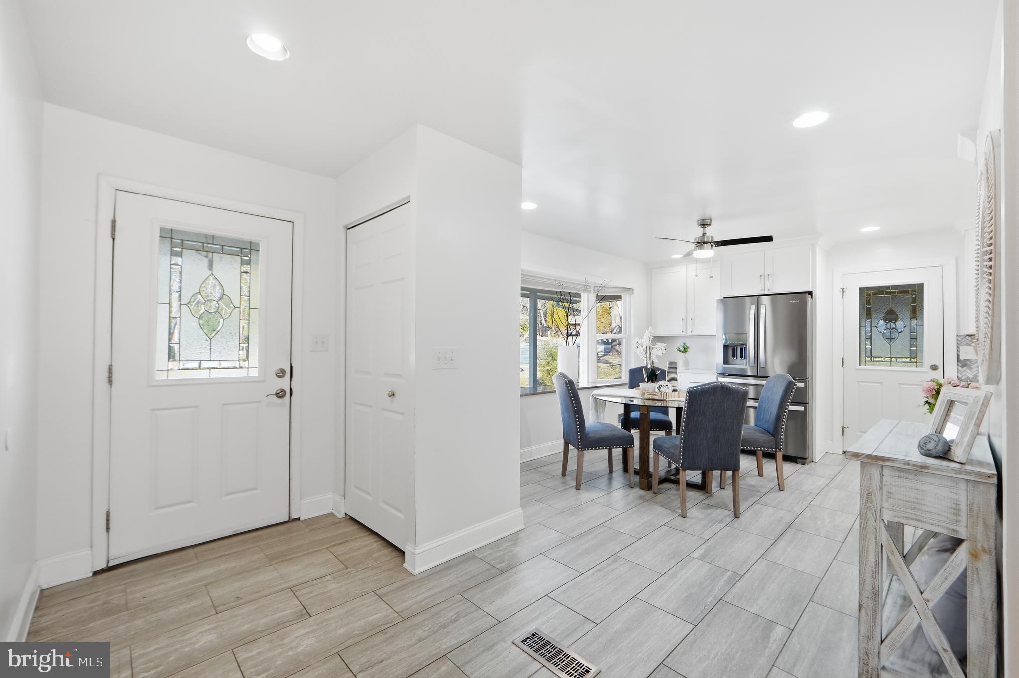 706 Carter Road Rockville, MD 20852 - Photo 4 of 50