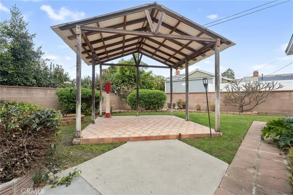 $1,050,000 | 1715 West 245th Street, Lomita, CA 90717