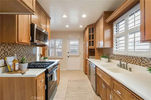 $1,050,000 | 1715 West 245th Street, Lomita, CA 90717