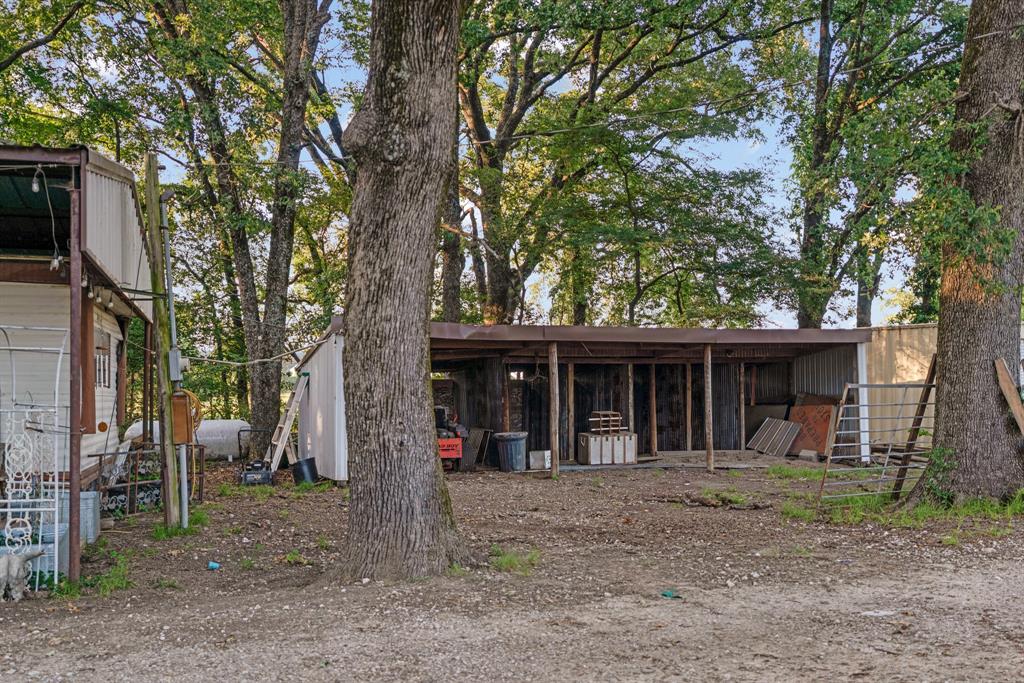 16918 Fr 410 Road Deport, TX 75435 - Photo 24 of 30