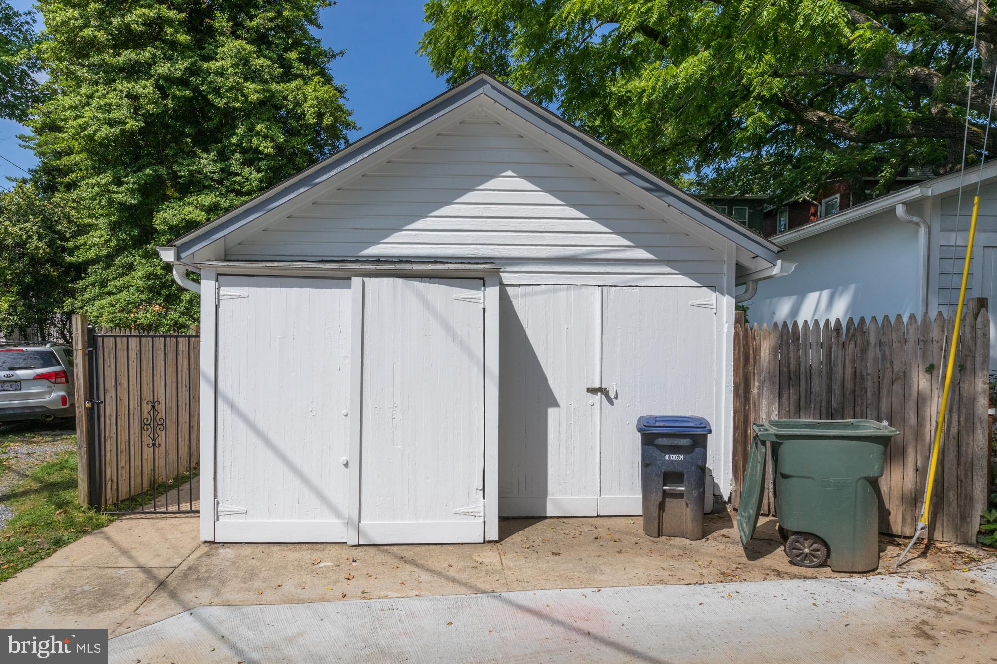 1405 Foxhall Road Northwest Washington, DC 20007 - Photo 45 of 45 Gallery Image 45