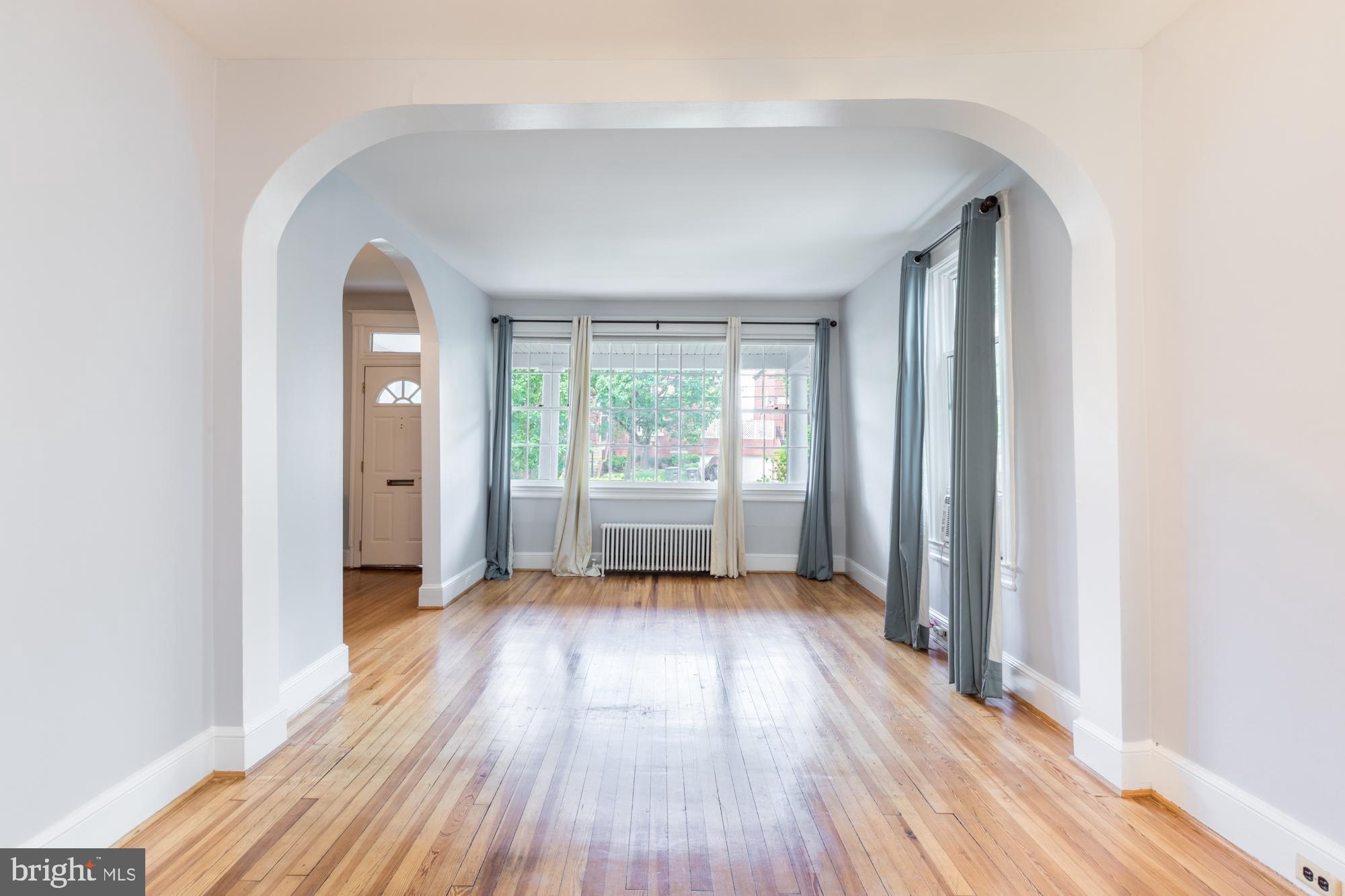 1405 Foxhall Road Northwest Washington, DC 20007 - Photo 9 of 45 Gallery Image 9