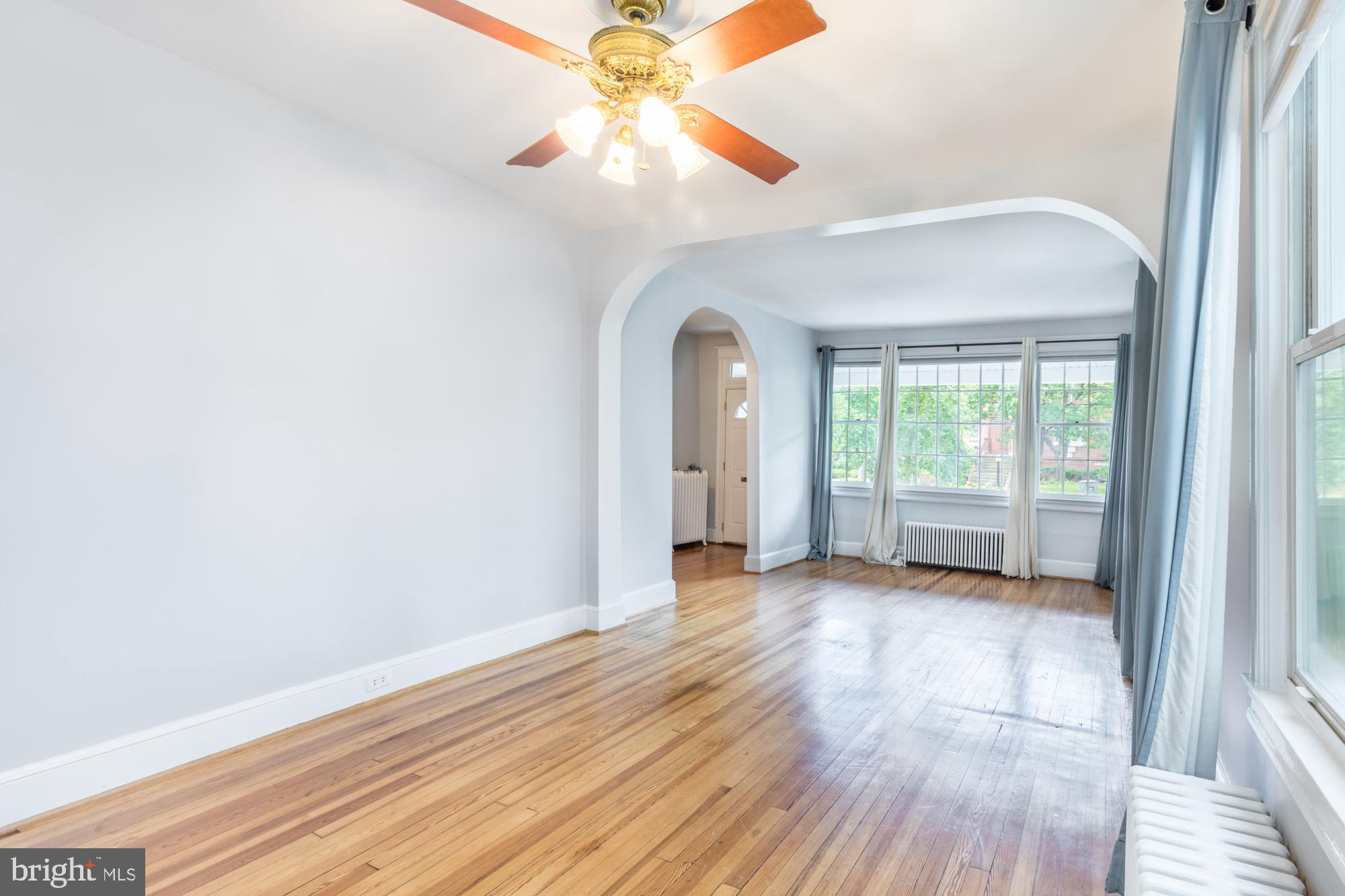 1405 Foxhall Road Northwest Washington, DC 20007 - Photo 10 of 45 Gallery Image 10