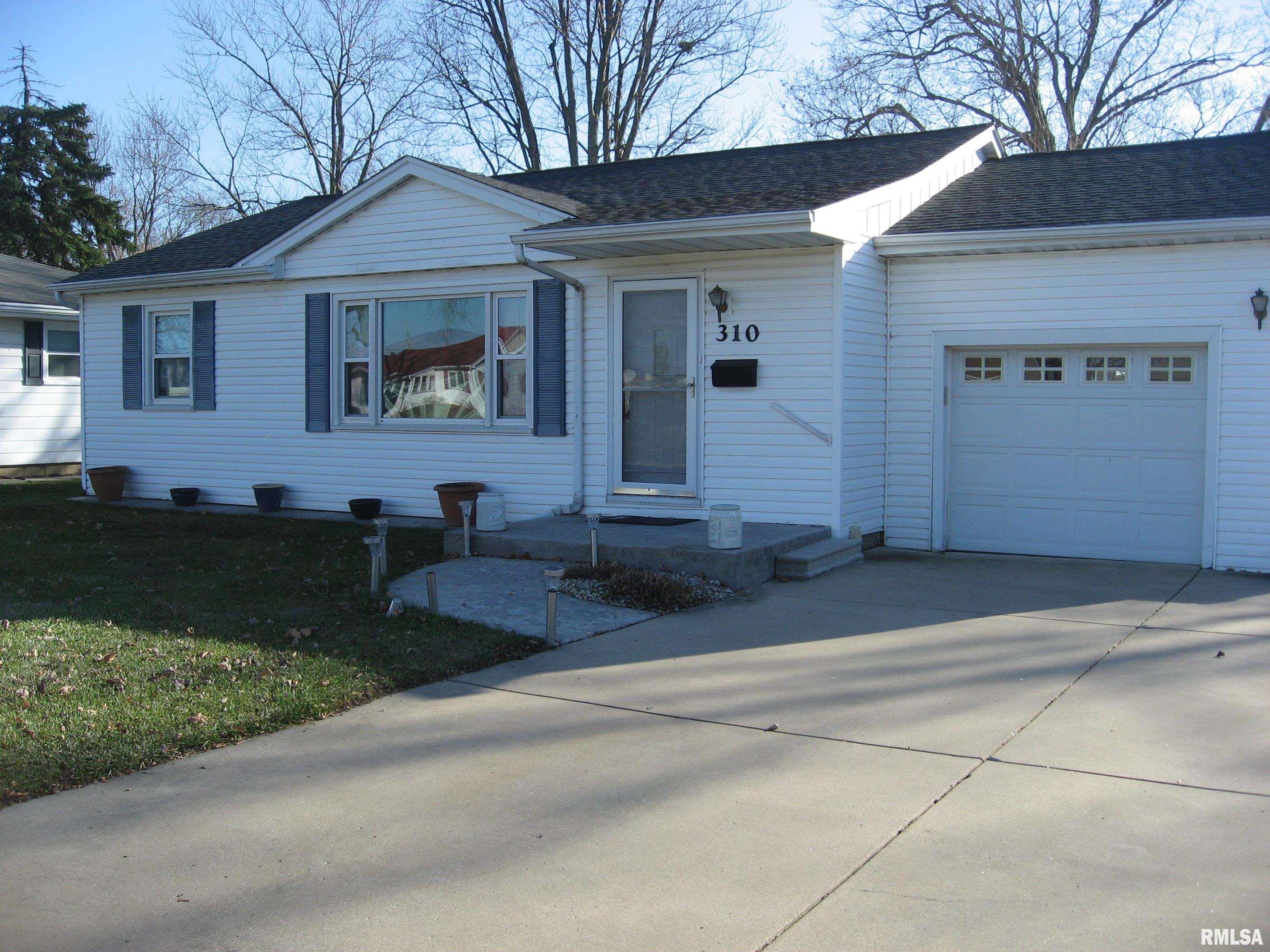 310 Devonshire Road Washington, IL 61571 - Photo 1 of 46 Gallery Image 1
