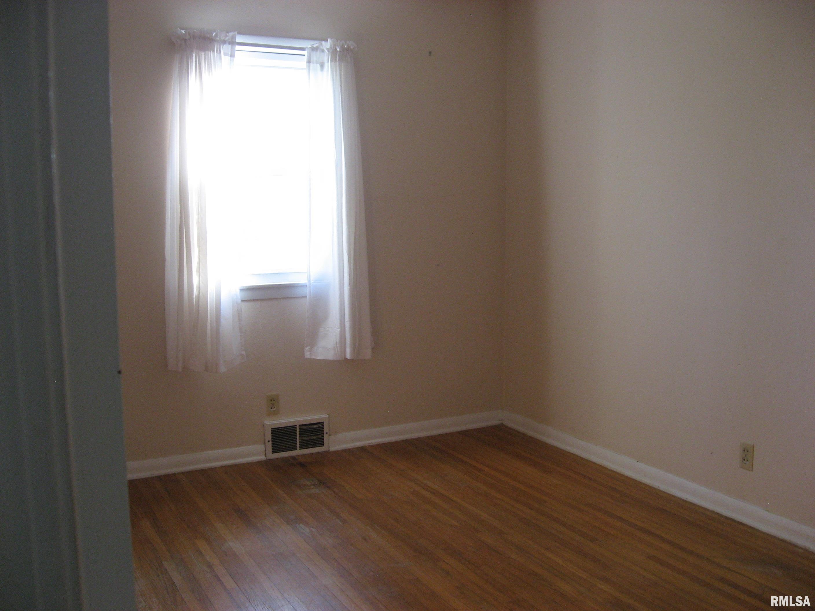310 Devonshire Road Washington, IL 61571 - Photo 19 of 46 Gallery Image 19