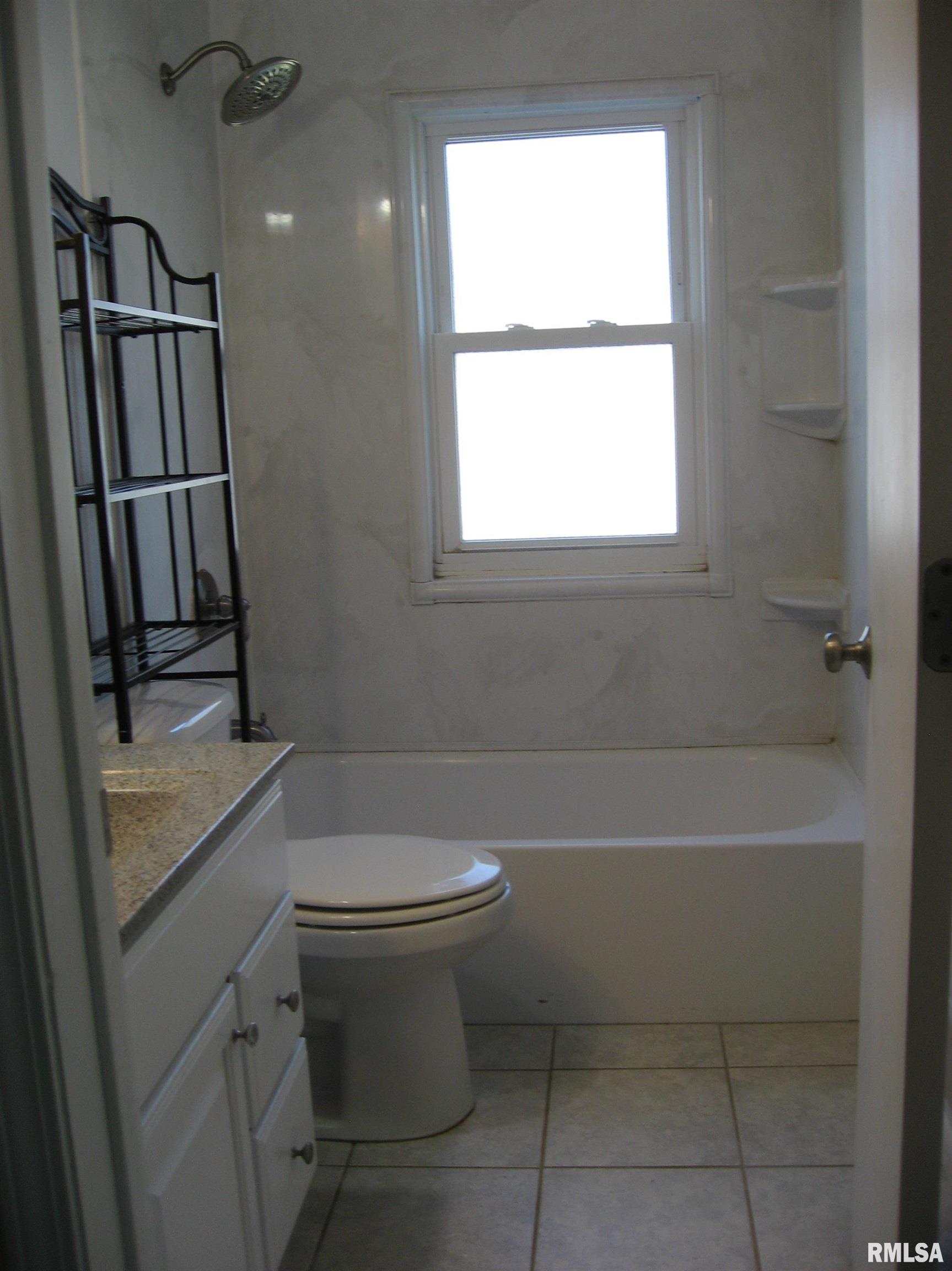 310 Devonshire Road Washington, IL 61571 - Photo 26 of 46 Gallery Image 26