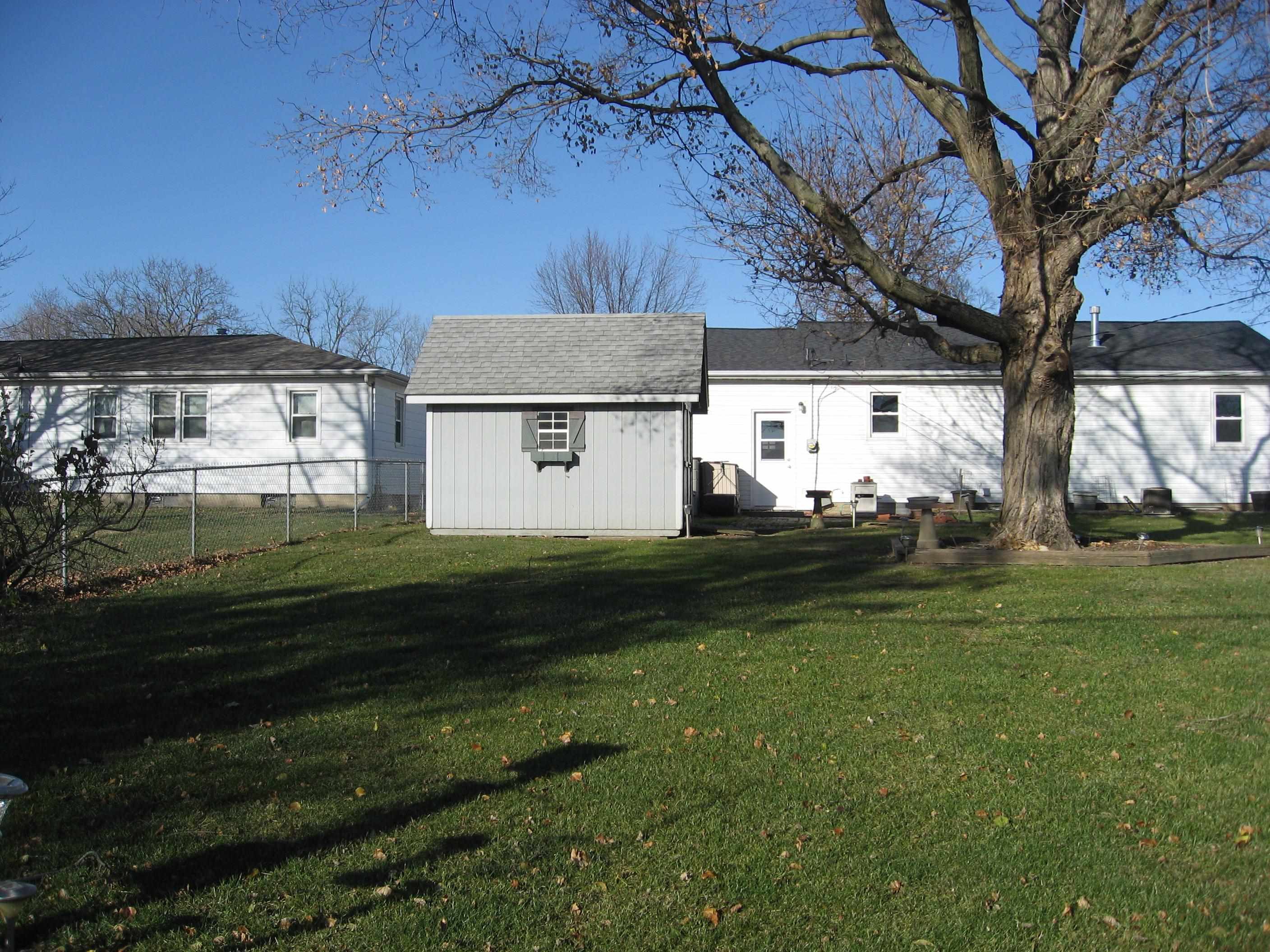 310 Devonshire Road Washington, IL 61571 - Photo 9 of 46 Gallery Image 9