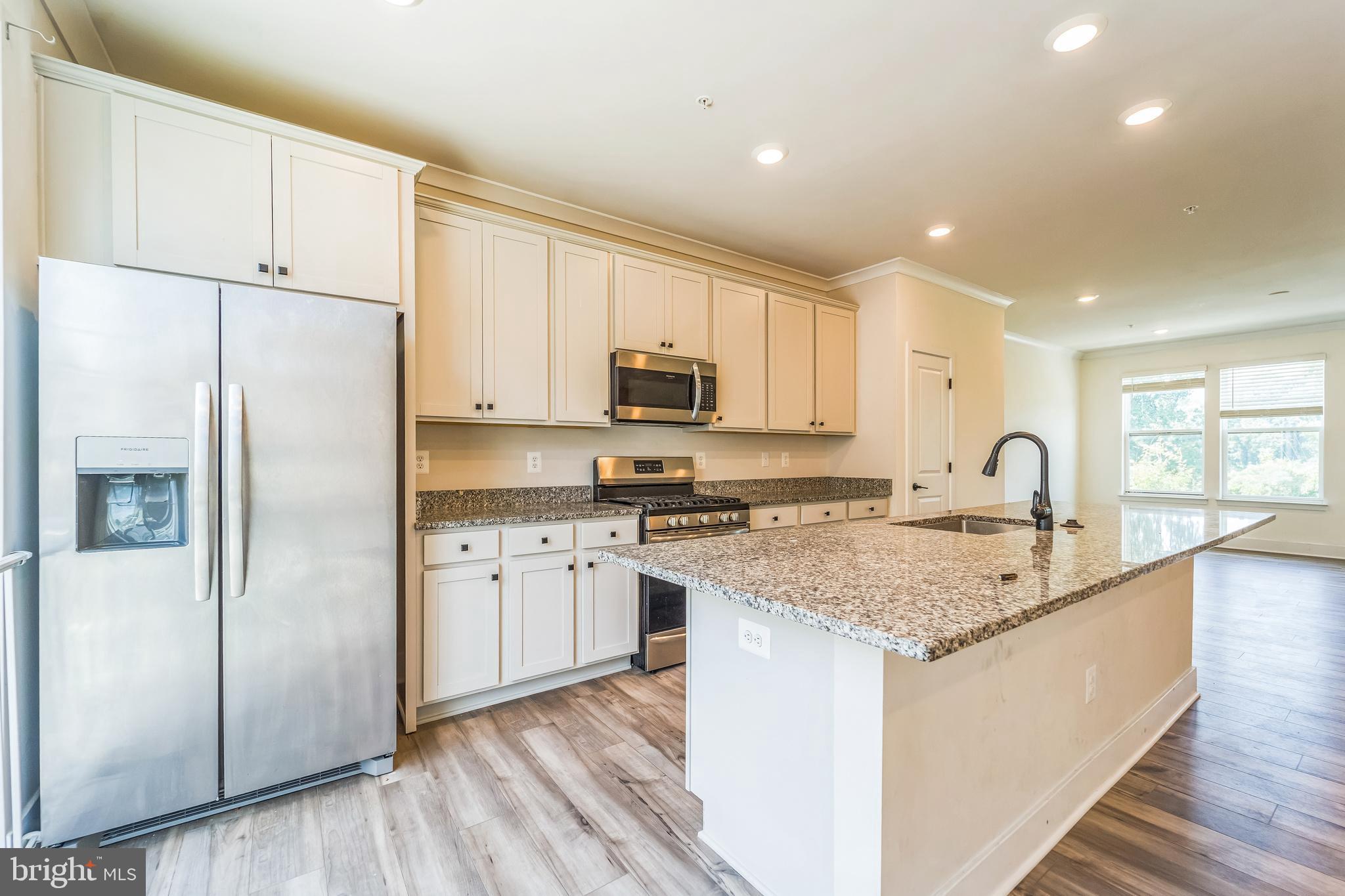 4306 Roland Heights Avenue Baltimore, MD 21211 - Photo 6 of 32