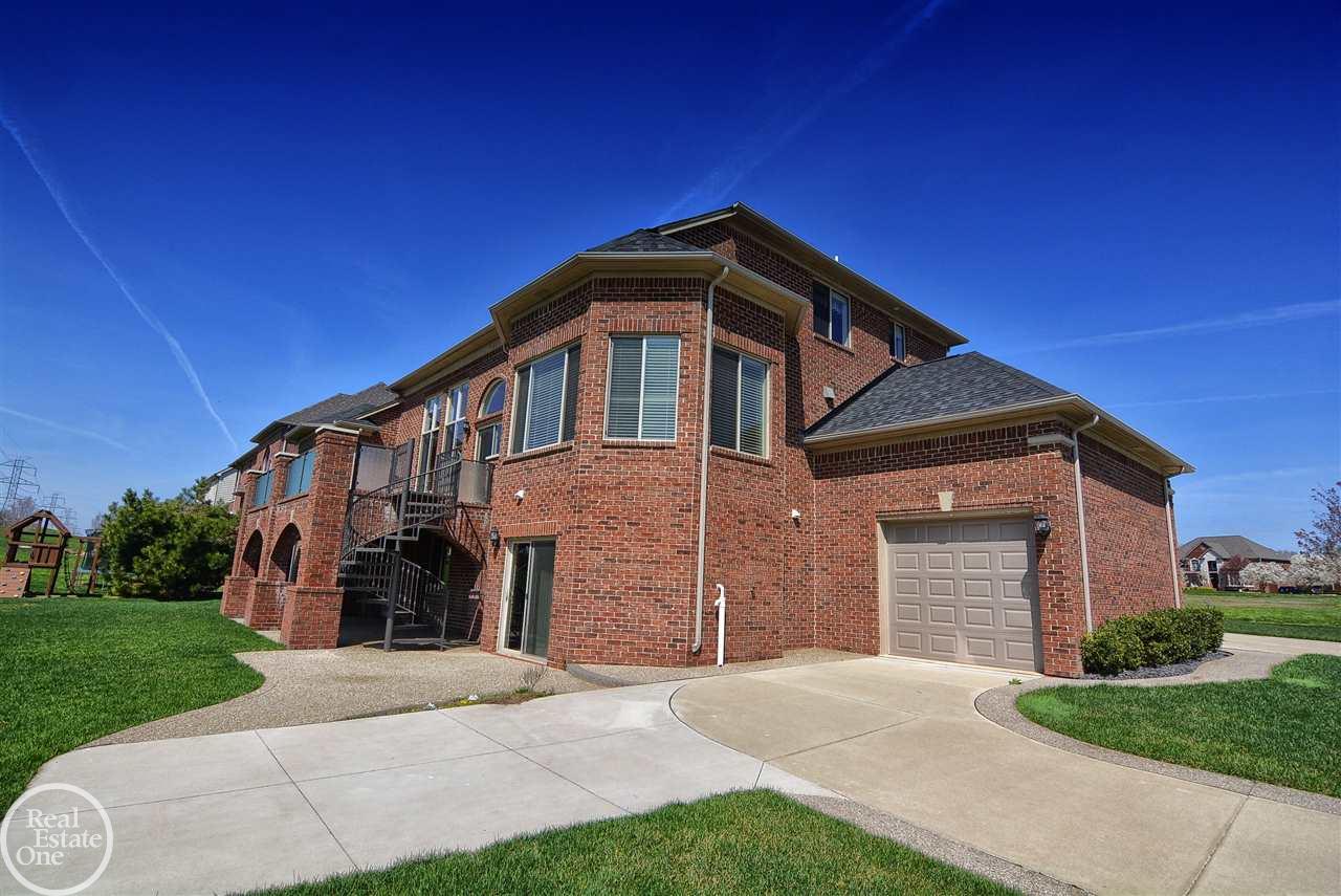 8908 Ridge Drive Washington, MI 48095 - Photo 55 of 58 31316461-54.JPG