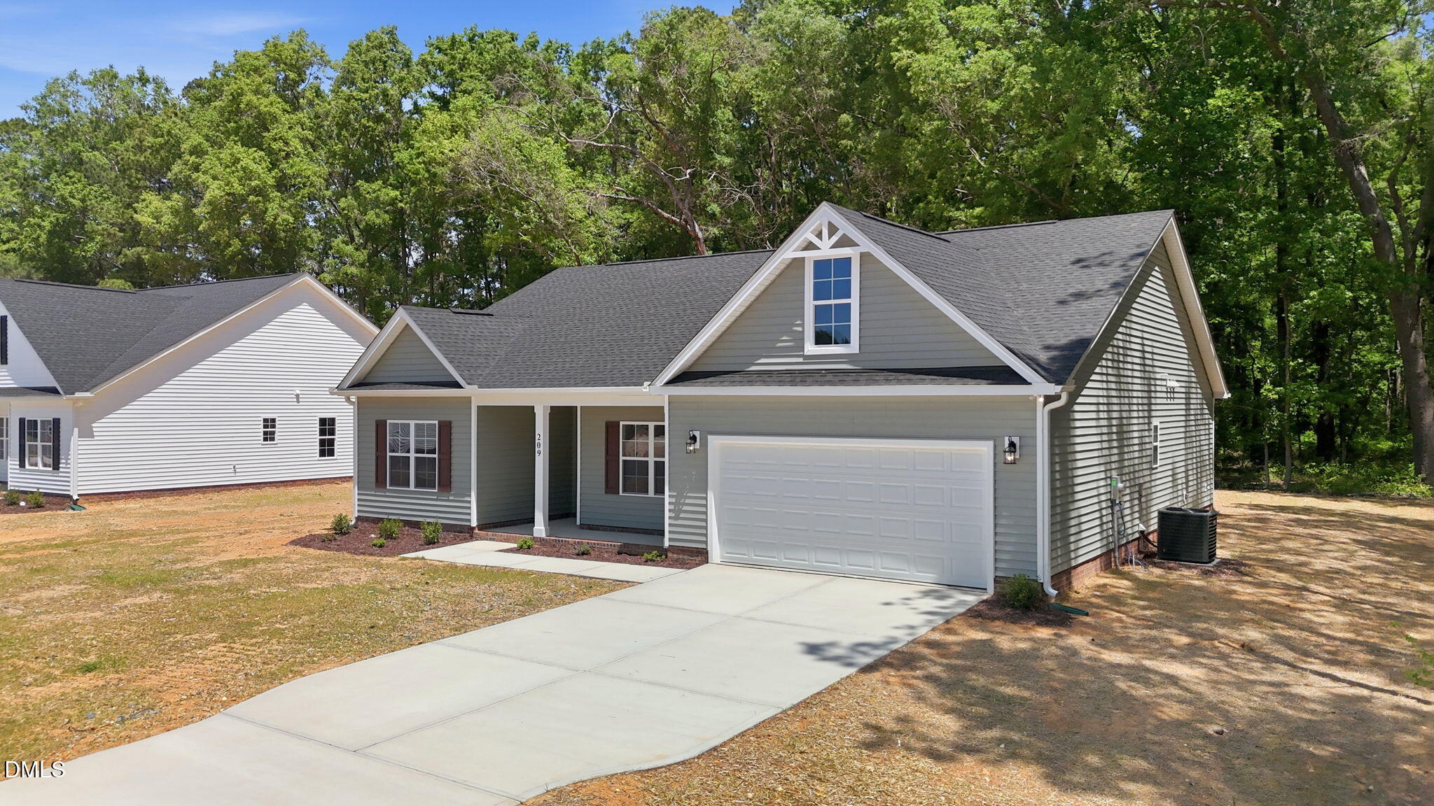 209 Nectar Lane Bunnlevel, NC 28323 - Photo 2 of 33