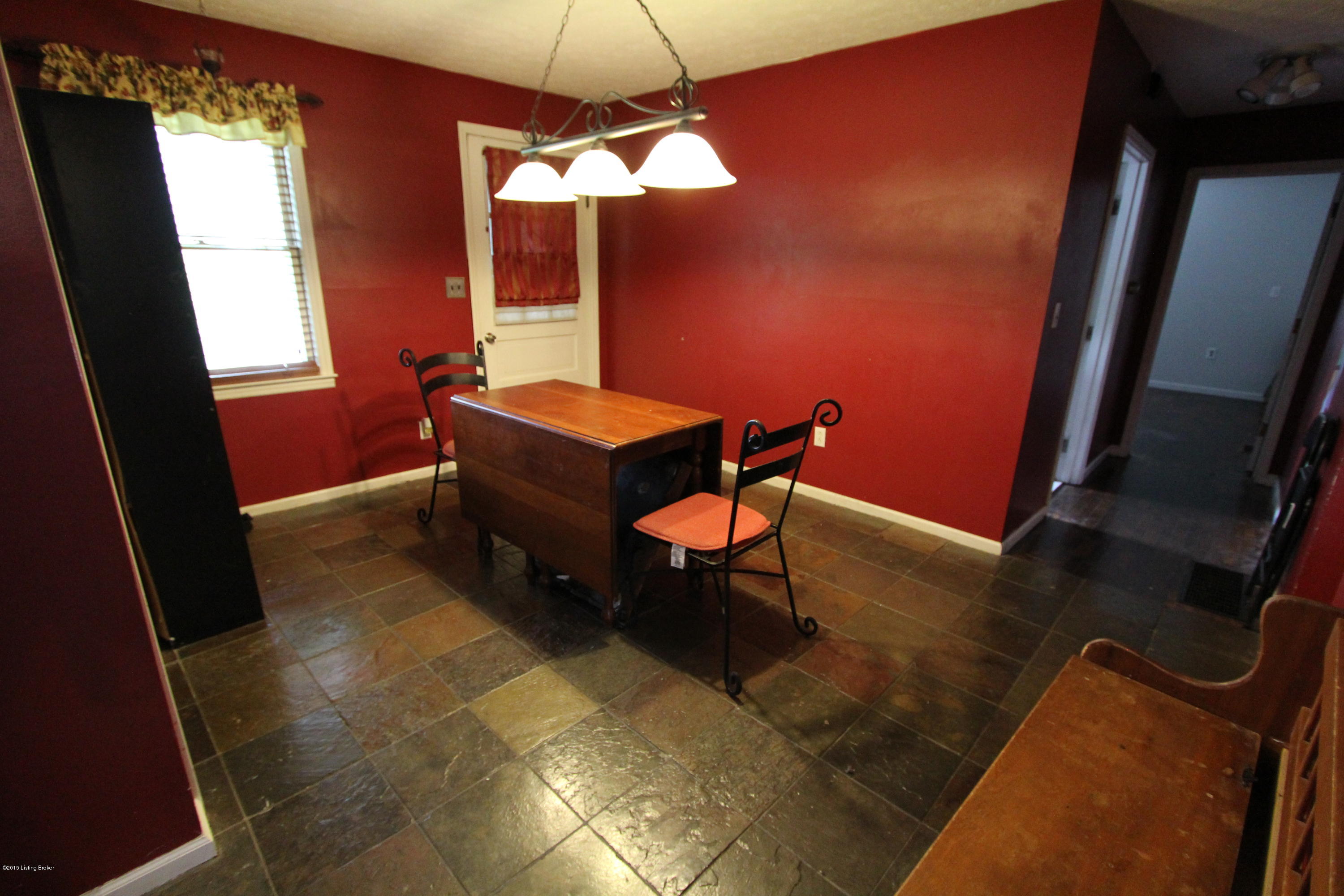 1000 Avenstoke Road Waddy, KY 40076 - Photo 7 of 16 IMG_0404