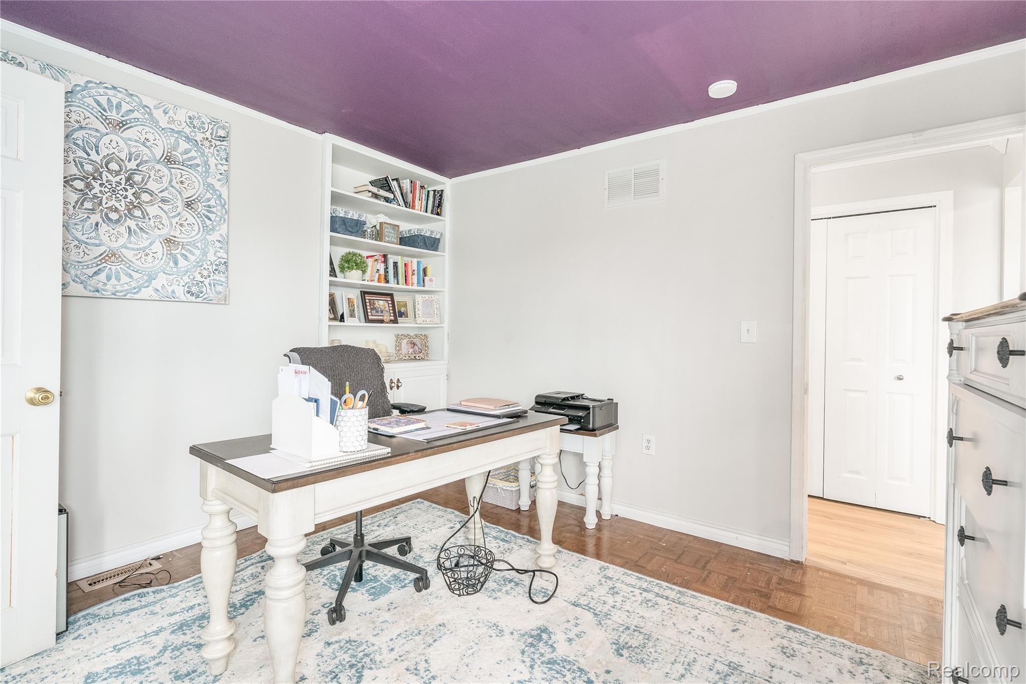 24105 Waltz Road New Boston, MI 48164 - Photo 20 of 40 24105 Waltz Rd-7899.jpg