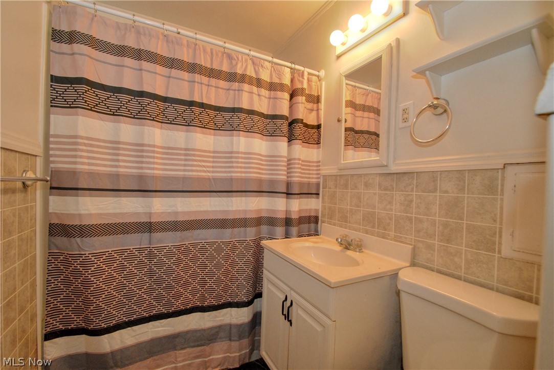 28608 Forest Road Willowick, OH 44095 - Photo 15 of 26 Gallery Image 15