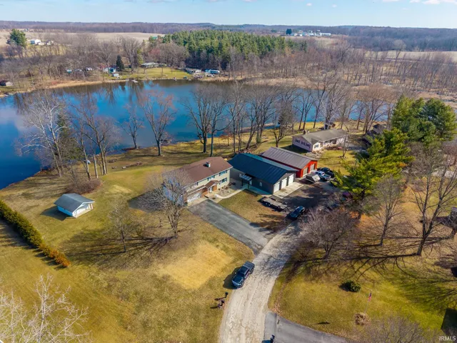 $340,000 | 8700 Circle Drive, Kendallville, IN 46755