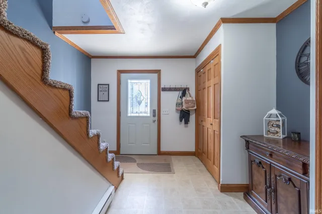 $340,000 | 8700 Circle Drive, Kendallville, IN 46755