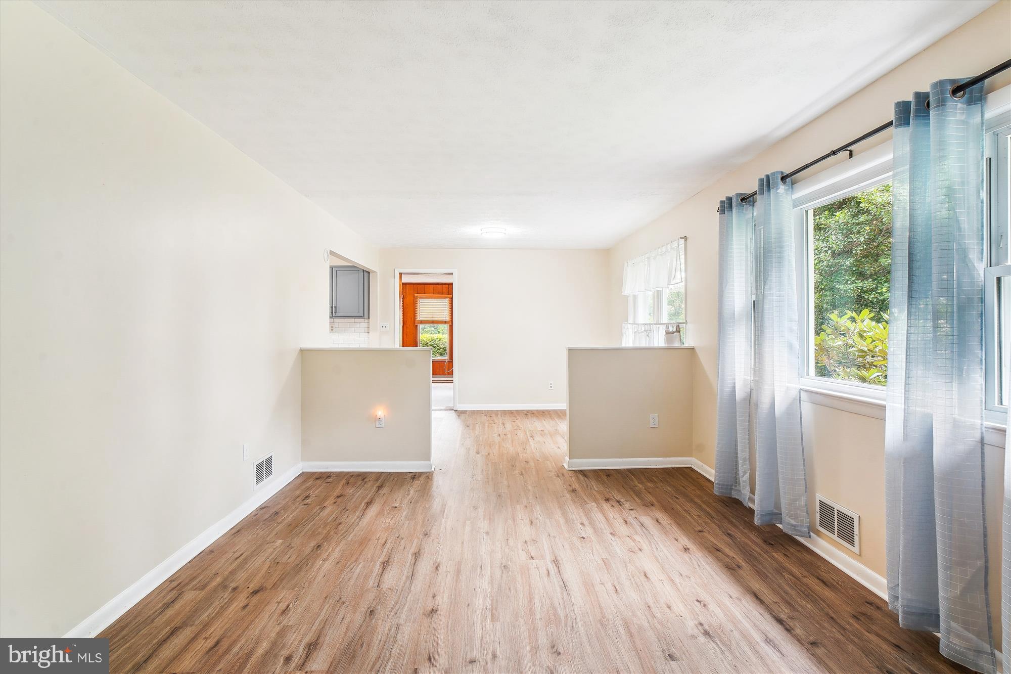 11240 Kingstead Road Damascus, MD 20872 - Photo 15 of 77