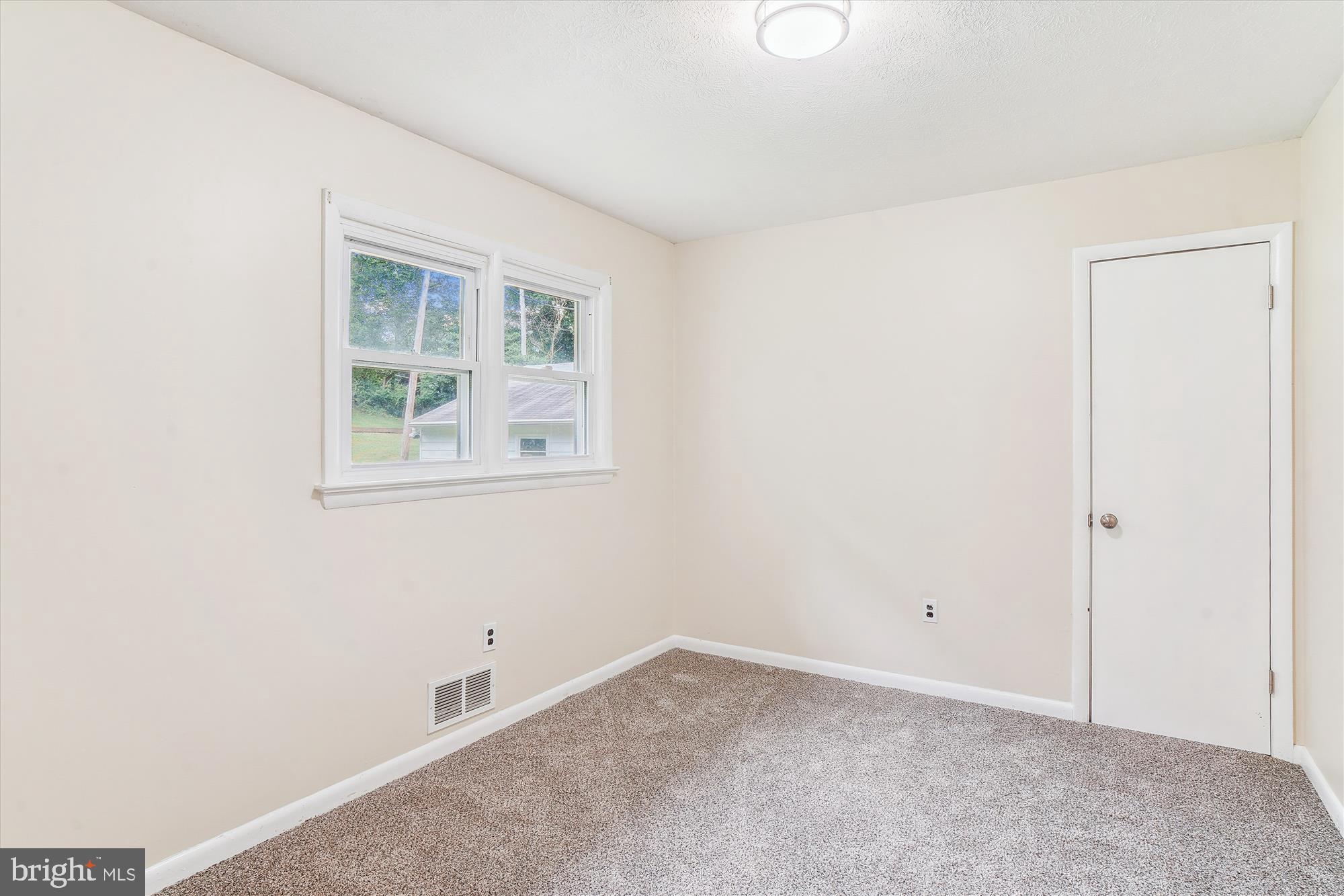 11240 Kingstead Road Damascus, MD 20872 - Photo 23 of 77