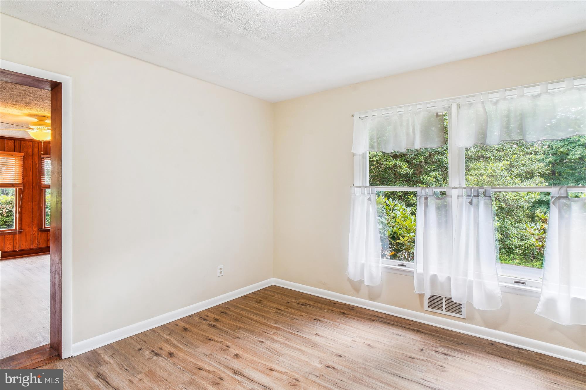 11240 Kingstead Road Damascus, MD 20872 - Photo 30 of 77