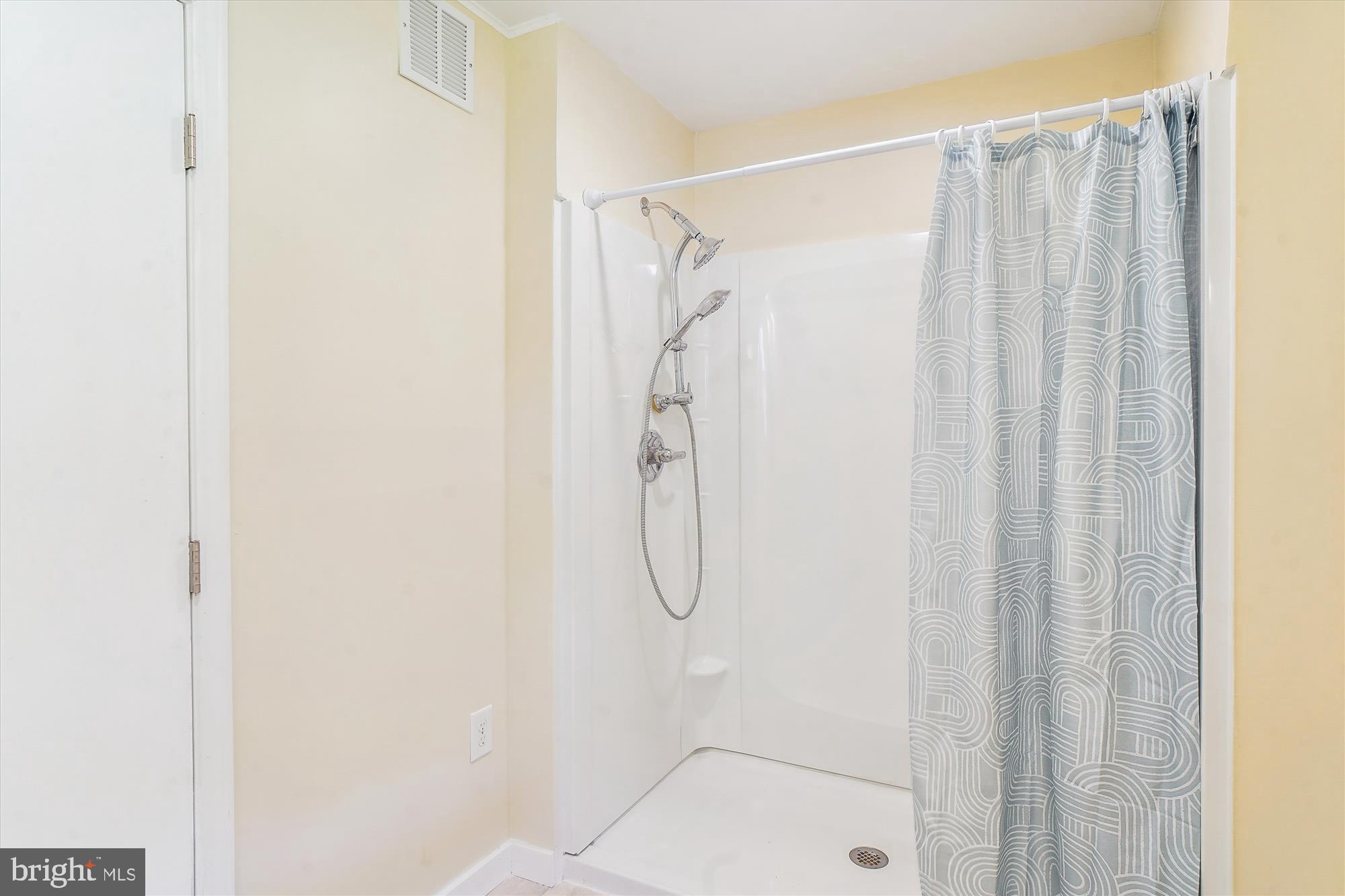 11240 Kingstead Road Damascus, MD 20872 - Photo 37 of 77