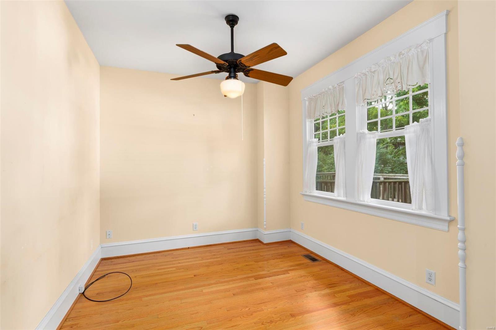 15 East Jackson Road Webster Groves, MO 63119 - Photo 15 of 38