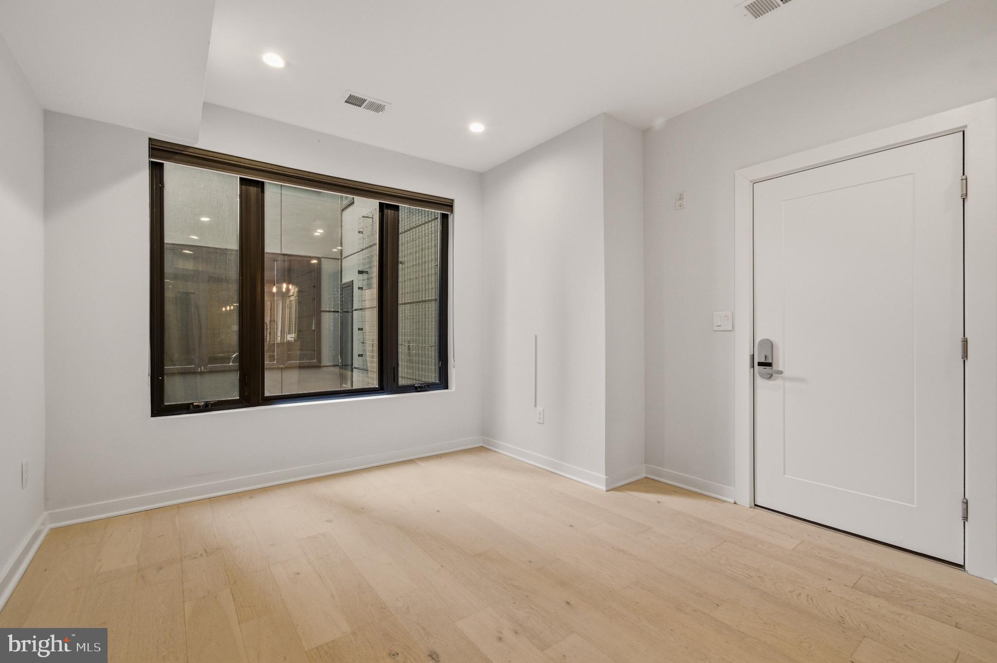 531 Kennedy Street Northwest, Unit 3 Washington, DC 20011 - Photo 4 of 19