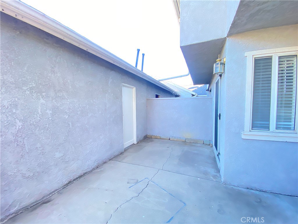 156 West Walnut Avenue, Unit A Rialto, CA 92376 - Photo 23 of 28 a view of entryway