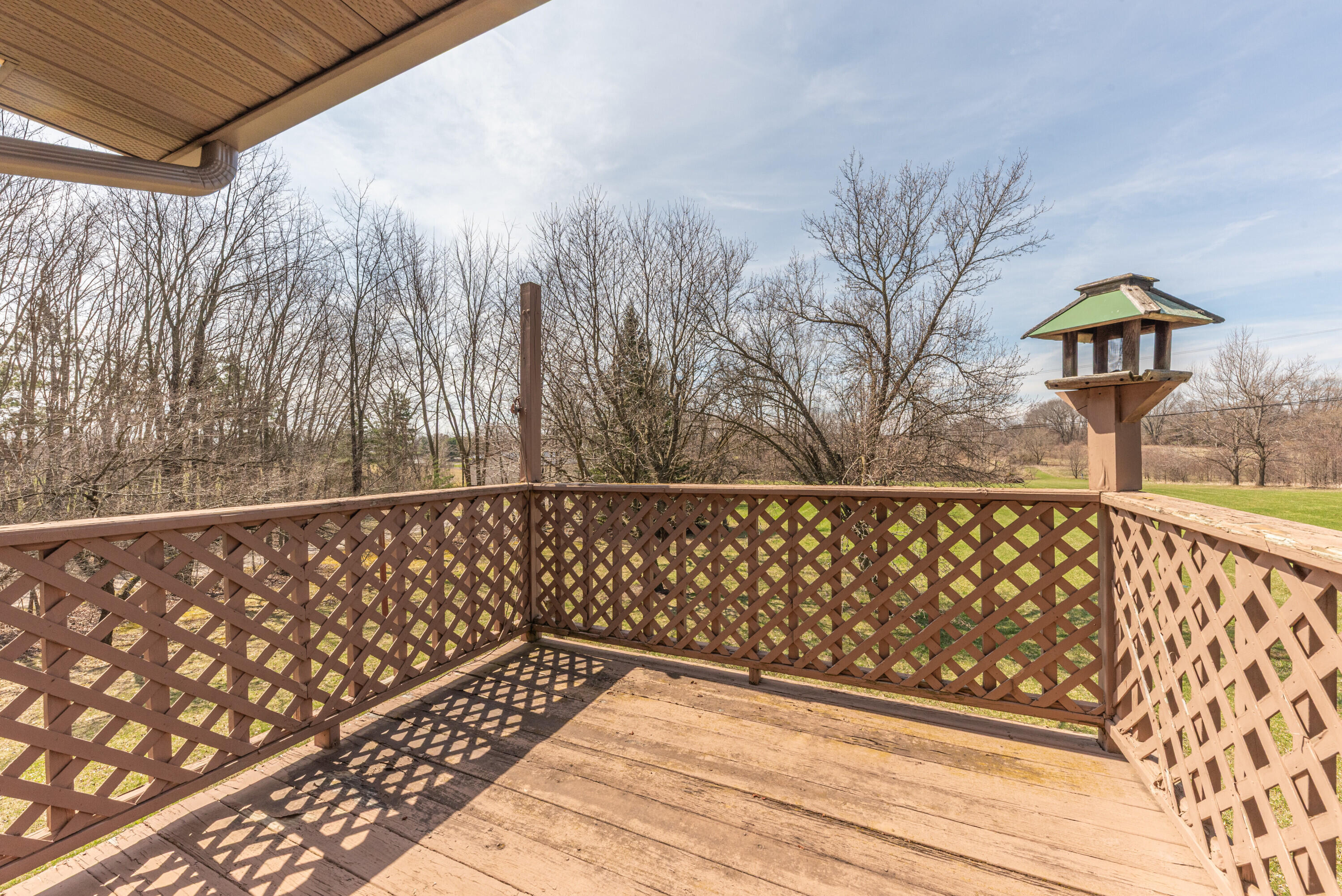 9138 Warner Road Saline, MI 48176 - Photo 21 of 56 24 Bedroom 1 deck