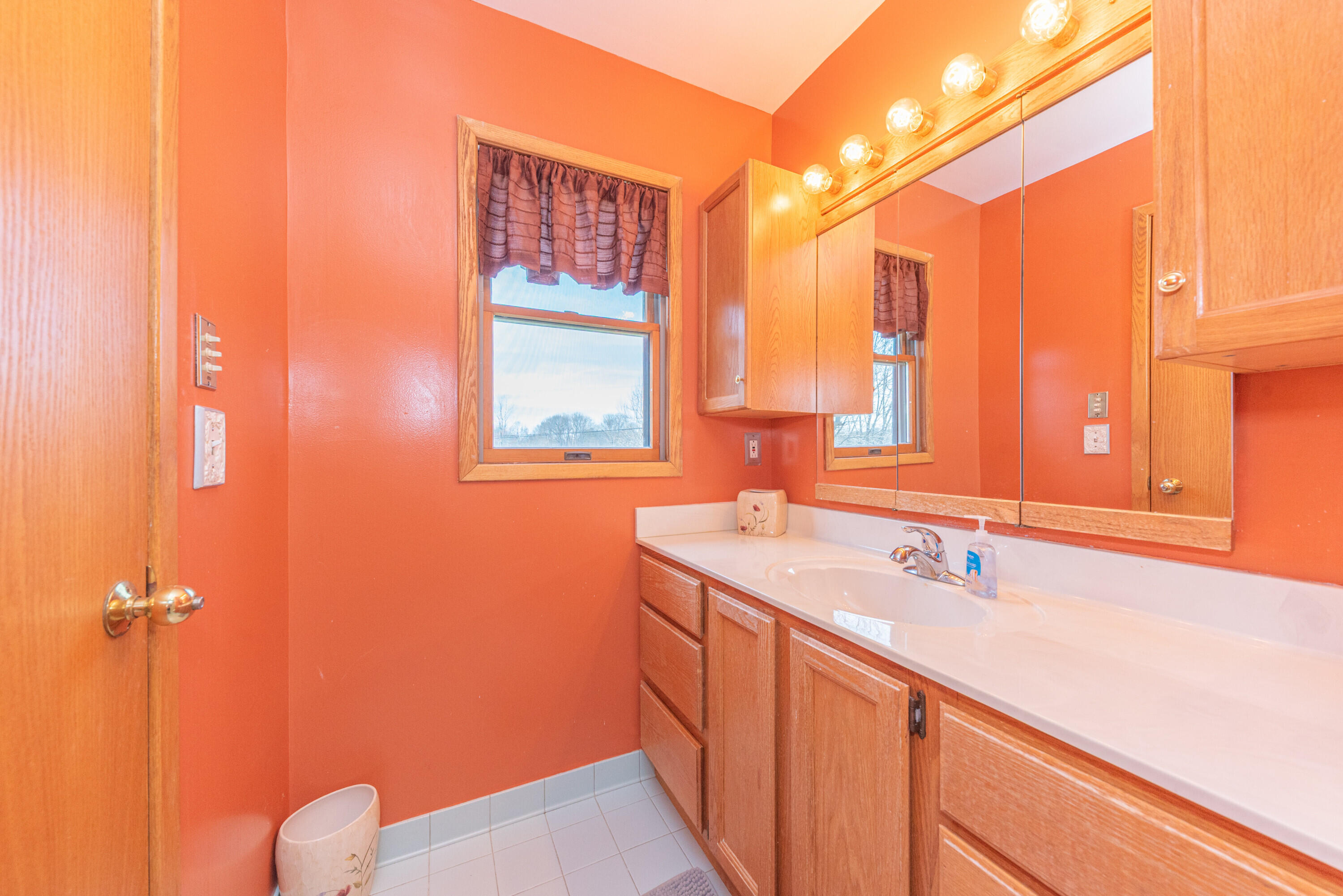 9138 Warner Road Saline, MI 48176 - Photo 23 of 56 26 Bath 1 2