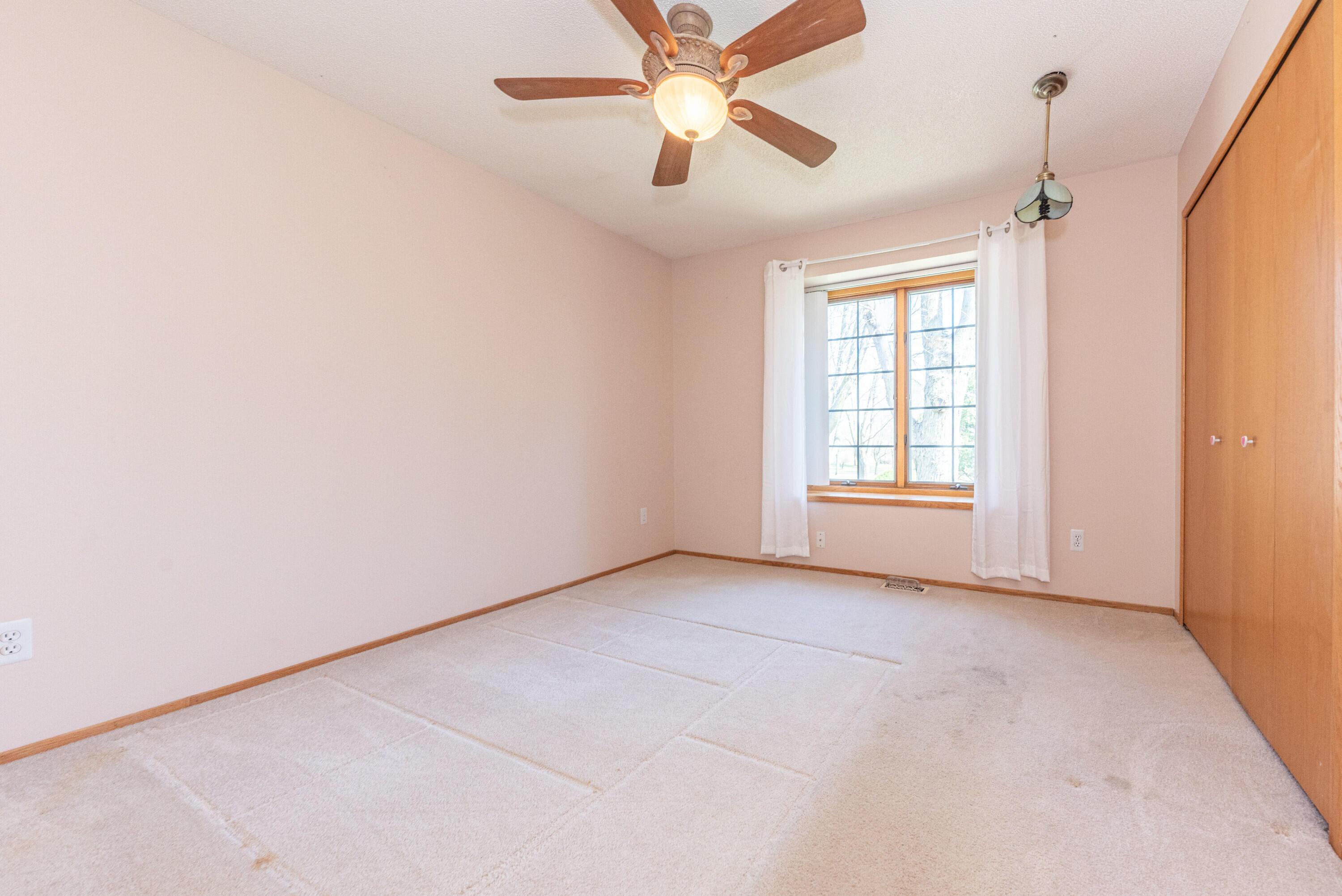 9138 Warner Road Saline, MI 48176 - Photo 24 of 56 27 Bedroom 2 1