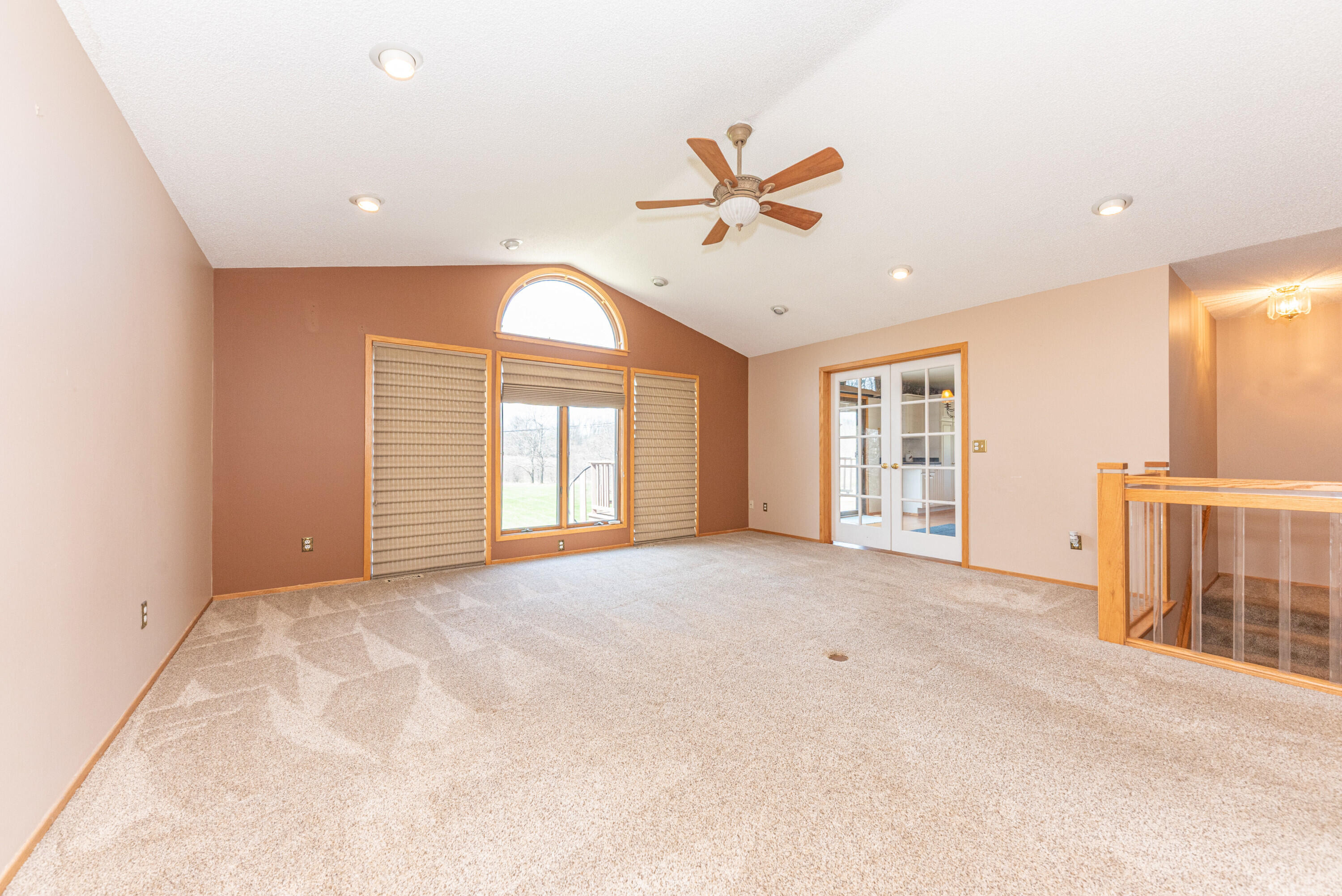 9138 Warner Road Saline, MI 48176 - Photo 9 of 56 09 Living room 2