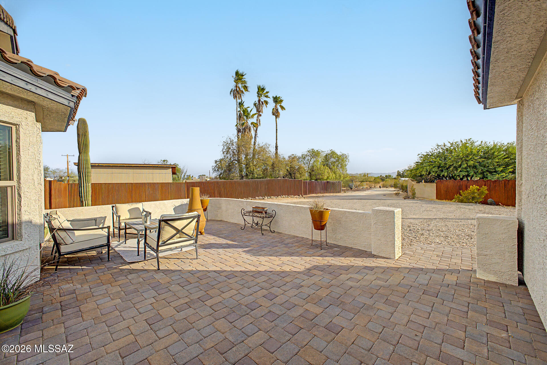 1146 West Las Lomitas Road Tucson, AZ 85704 - Photo 7 of 50 Paved front patio