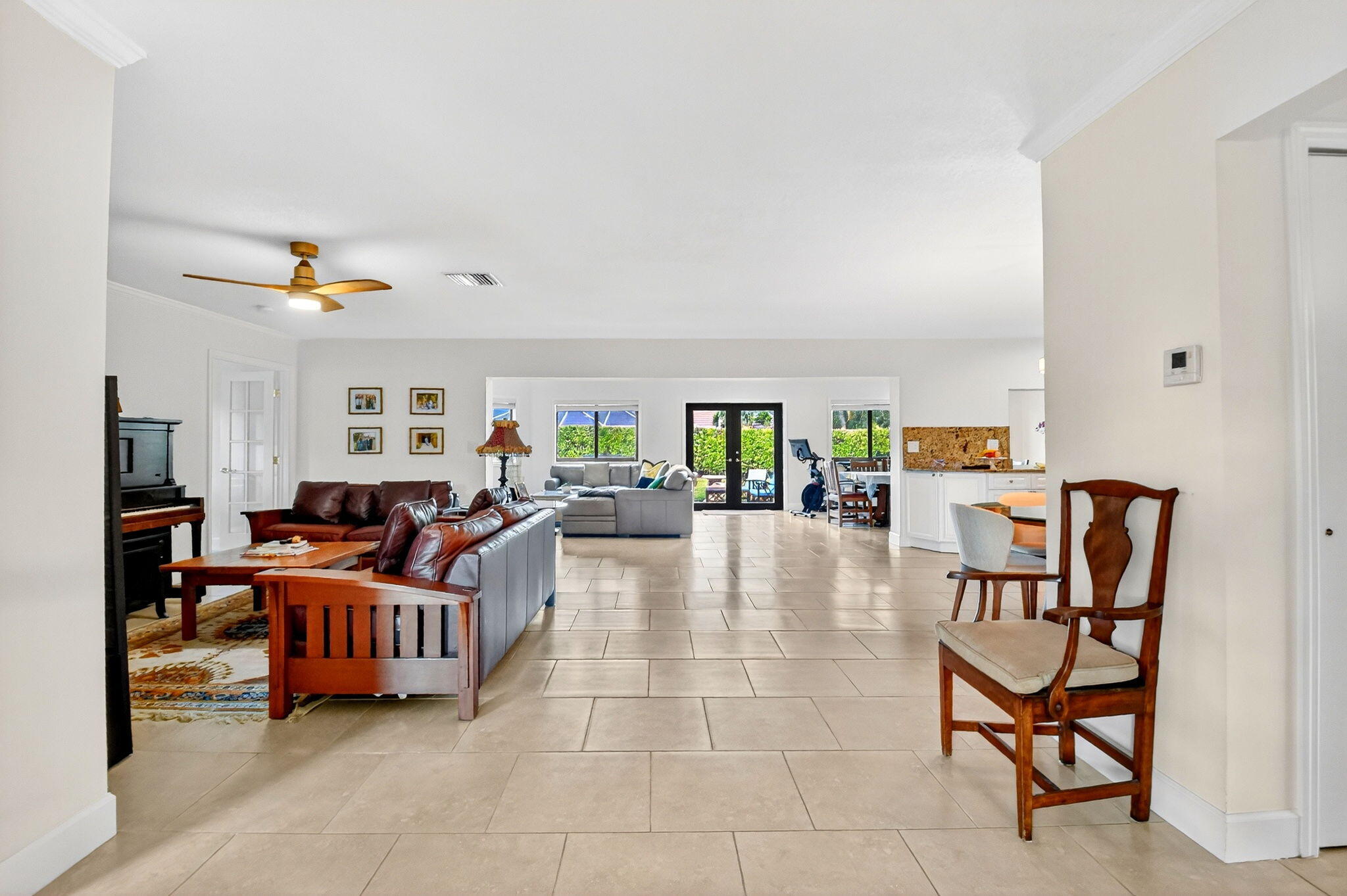 435 Pine Villa Drive Atlantis, FL 33462 - Photo 6 of 50 5-web-or-mls-DSC_6391