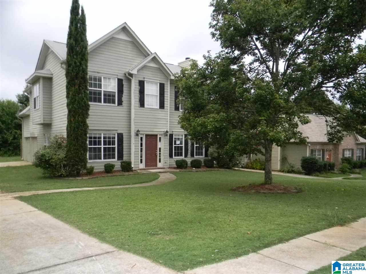 61 Winterhaven Drive Alabaster, AL 35007 - Photo 2 of 17