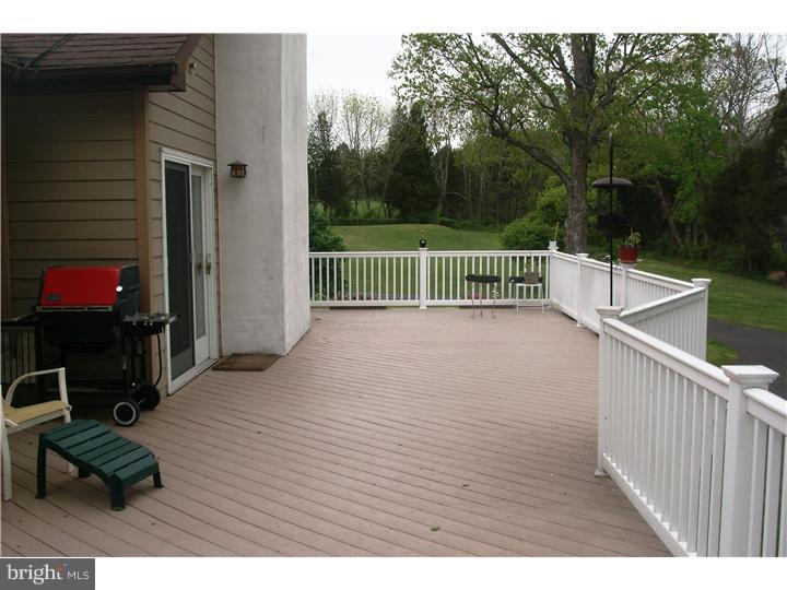2381 Colflesh Road Perkiomenville, PA 18074 - Photo 19 of 21 Deck