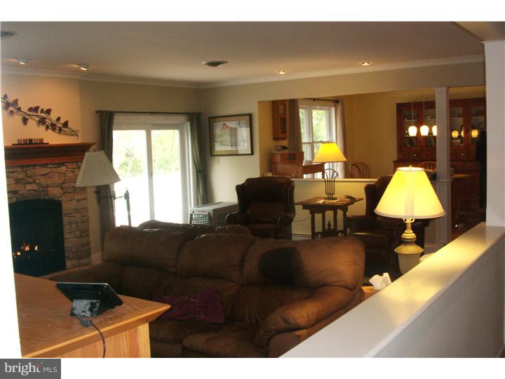2381 Colflesh Road Perkiomenville, PA 18074 - Photo 4 of 21 Living Room