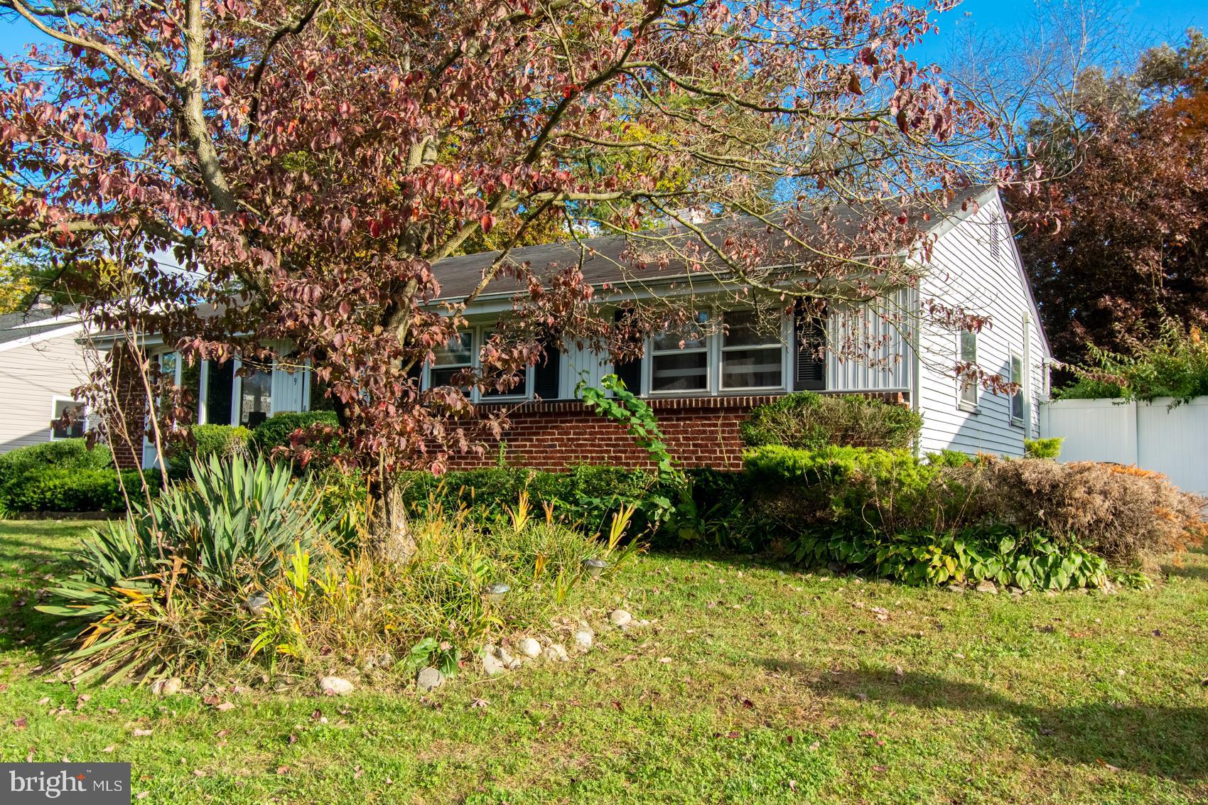 9 Willingboro Road Sewell, NJ 08080 - Photo 2 of 31