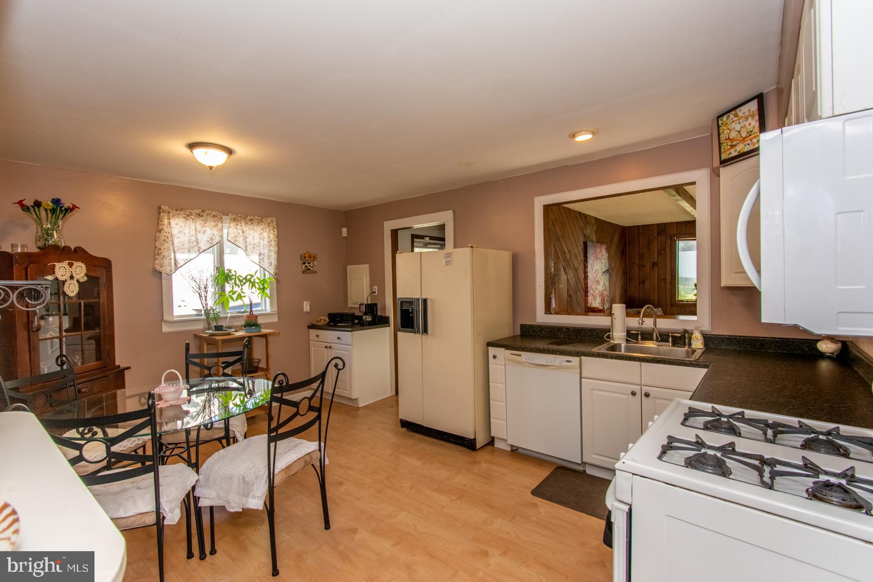 9 Willingboro Road Sewell, NJ 08080 - Photo 9 of 31