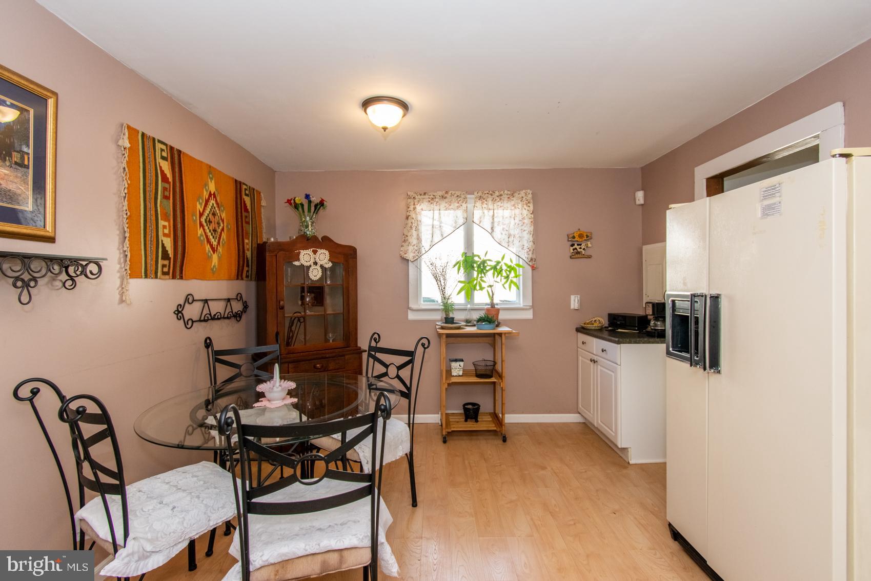 9 Willingboro Road Sewell, NJ 08080 - Photo 10 of 31 Eat-in Kitchen