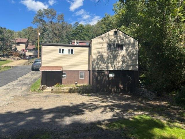 226 Waterman Road Clairton, PA 15025 - Photo 14 of 14 Gallery Image 14