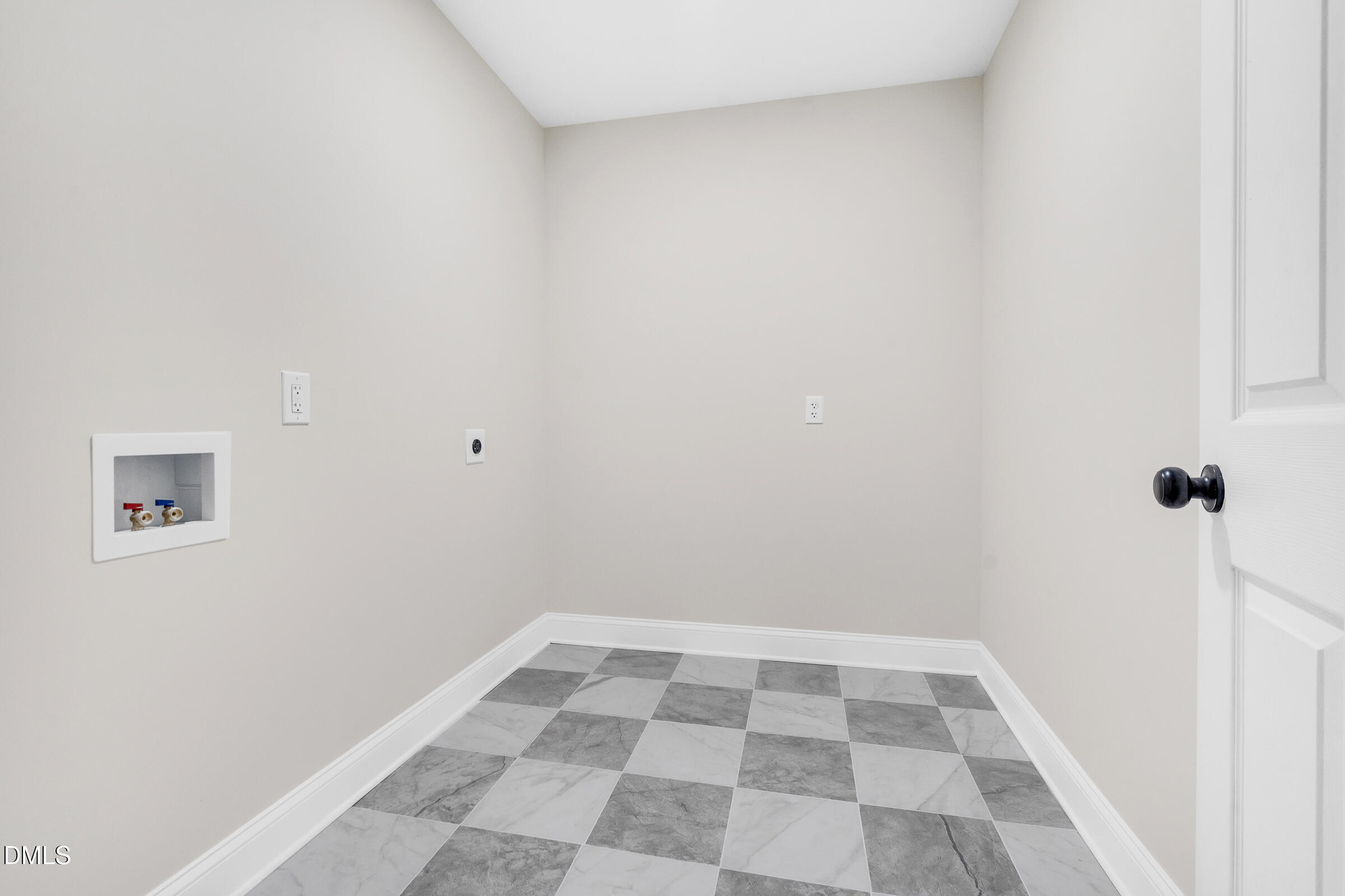 610 Southeast Maynard Road Cary, NC 27511 - Photo 11 of 26 DSC00445