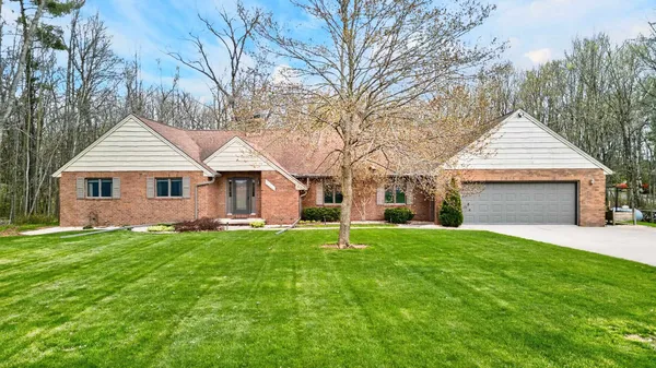 $589,900 | N1212 Clune Road, Kaukauna, WI 54130